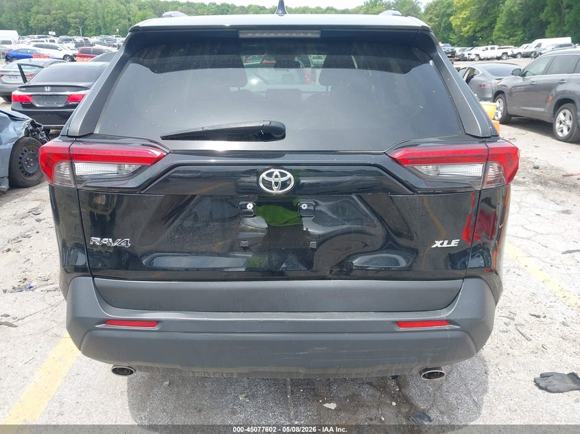 2021 Toyota RAV 4 (VIN: 2T3W1RFV0MW155647)