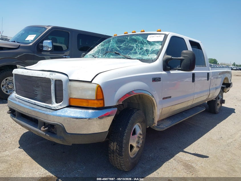 2000 FORD F-350 auction photo 2