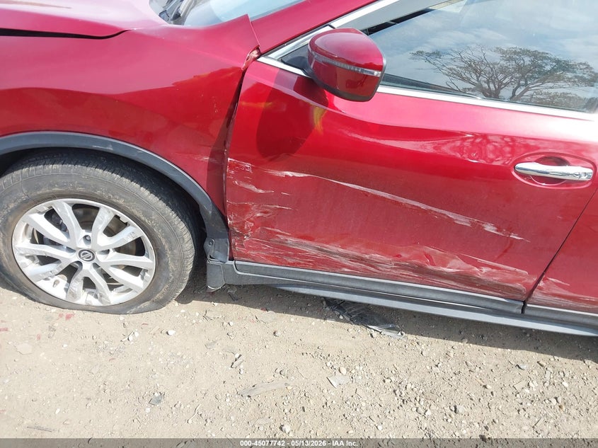 2019 NISSAN ROGUE auction photo 6
