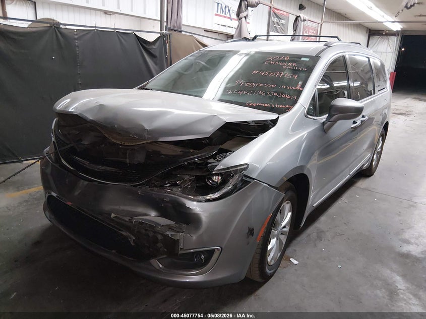 2018 Chrysler Pacifica Touring L 2C4RC1BG5JR305659 photo 1