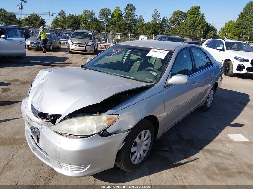 2005 Toyota Camry Le 4T1BE32KX5U078923 photo 1
