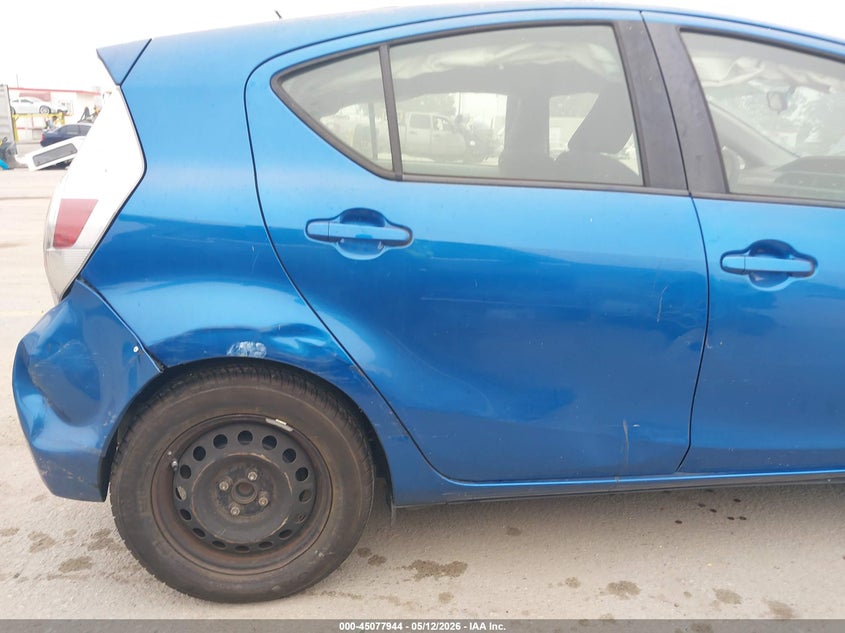 2014 Toyota Prius C Two VIN: JTDKDTB36E1565702 Lot: 45077944