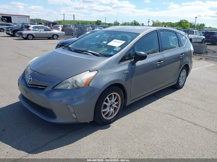 2014 Toyota Prius V Two JTDZN3EU0E3334332 photo 1