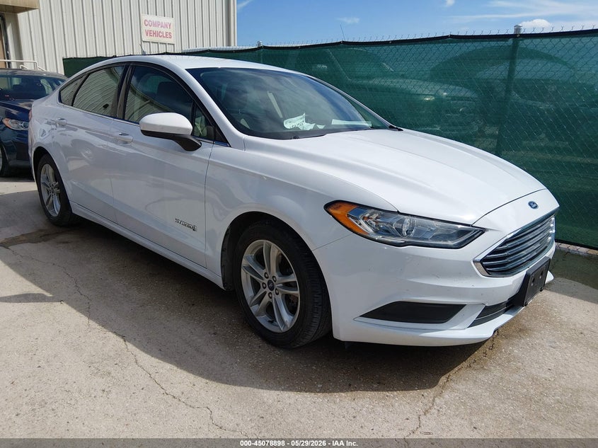Vin: 3fa6p0uu0jr273711, lot: 45576452, ford fusion hybrid s 2018 img_1