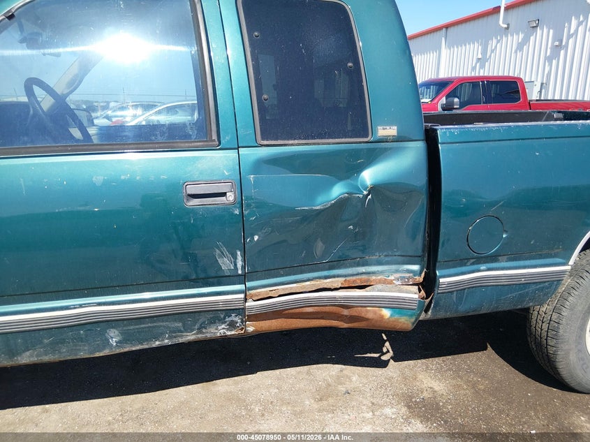 1996 Chevrolet Gmt-400 K1500 VIN: 2GCEK19R9T1257125 Lot: 45078950