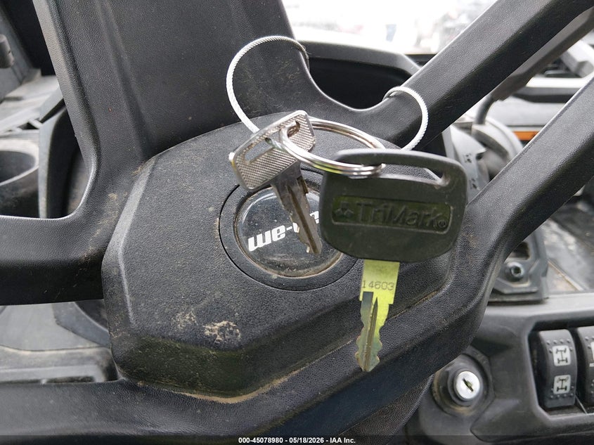 VIN 3JBUSAP40JK000717 2018 CAN-AM DEFENDER MAX XT CAB HD10