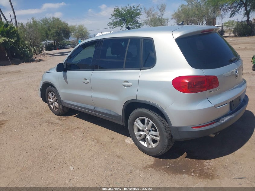 2013 VOLKSWAGEN TIGUAN auction photo 3