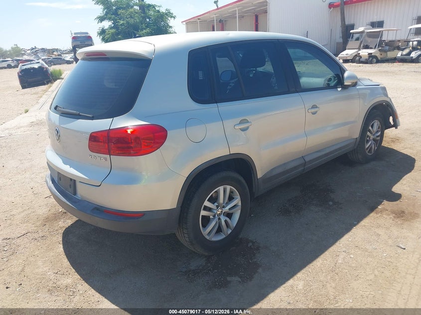 2013 VOLKSWAGEN TIGUAN auction photo 4