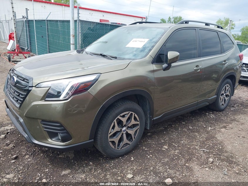 JF2SKAEC0PH462728 2023 Subaru Forester Premium photo 1