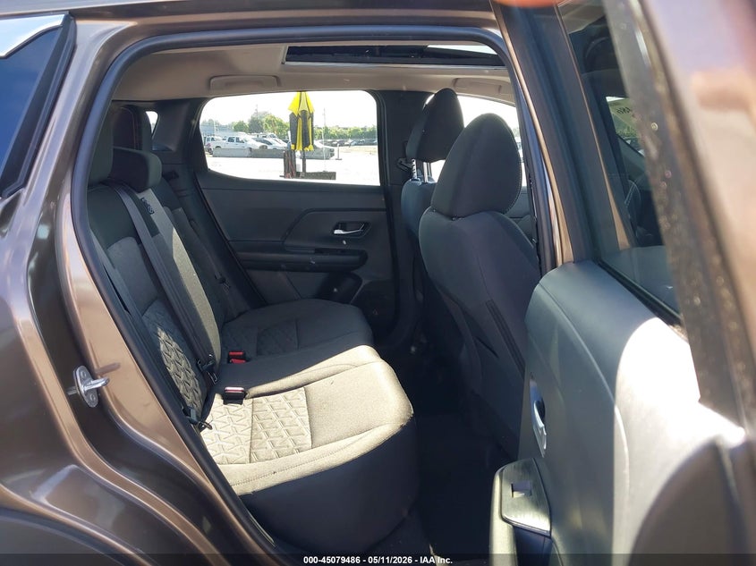 2025 NISSAN KICKS auction photo 8