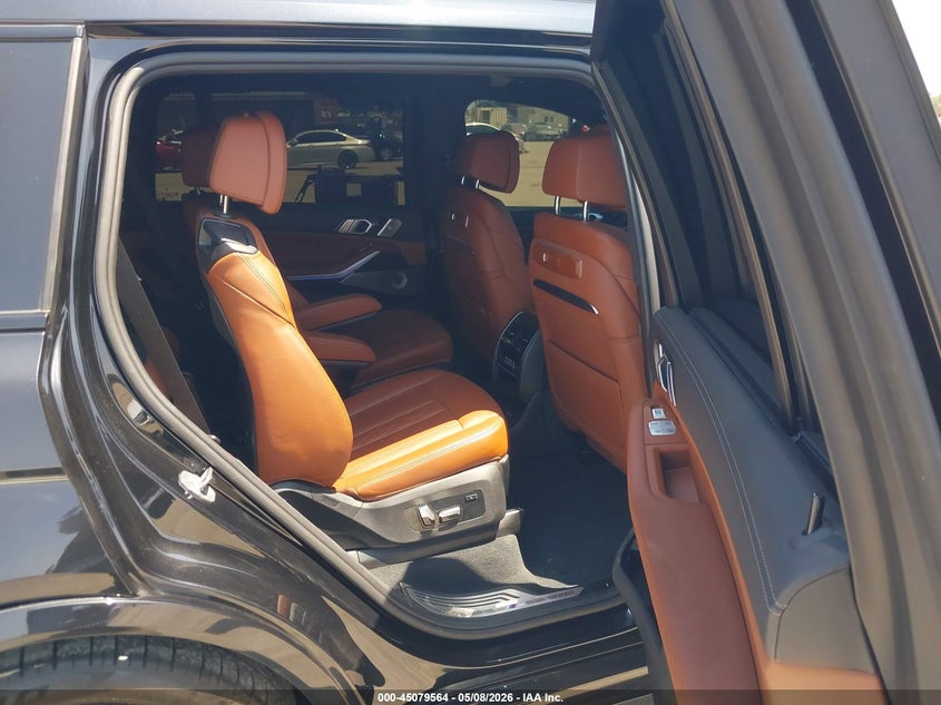 2025 BMW X7 M60I VIN: 5UX33EM00S9W92706 Lot: 45079564
