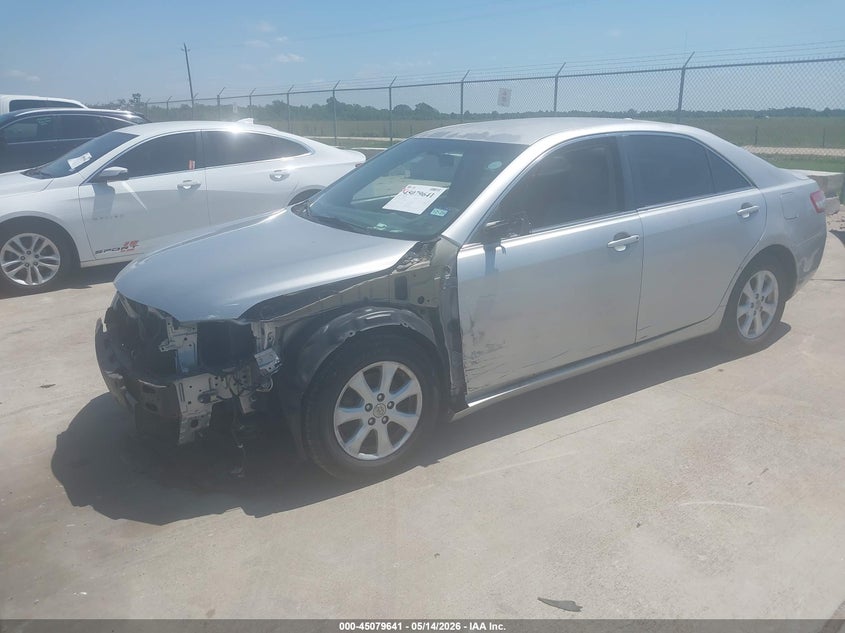 4T4BF3EK9BR191322 2011 TOYOTA CAMRY LE/SE/XLE photo 1