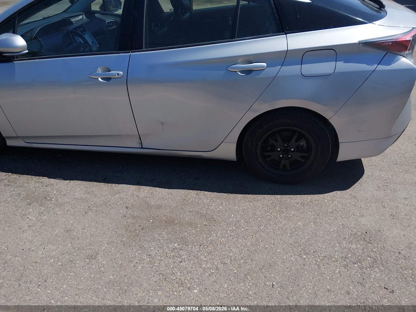 TOYOTA PRIUS - zdjęcie 6