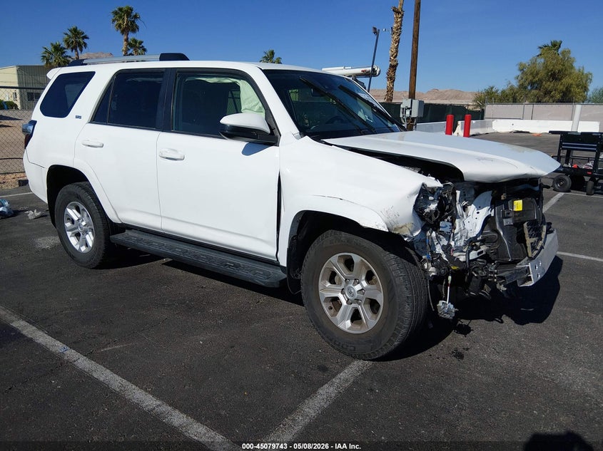 Vin: jtemu5jr3n5996576, lot: 45577297, toyota 4runner sr5 2022 img_1