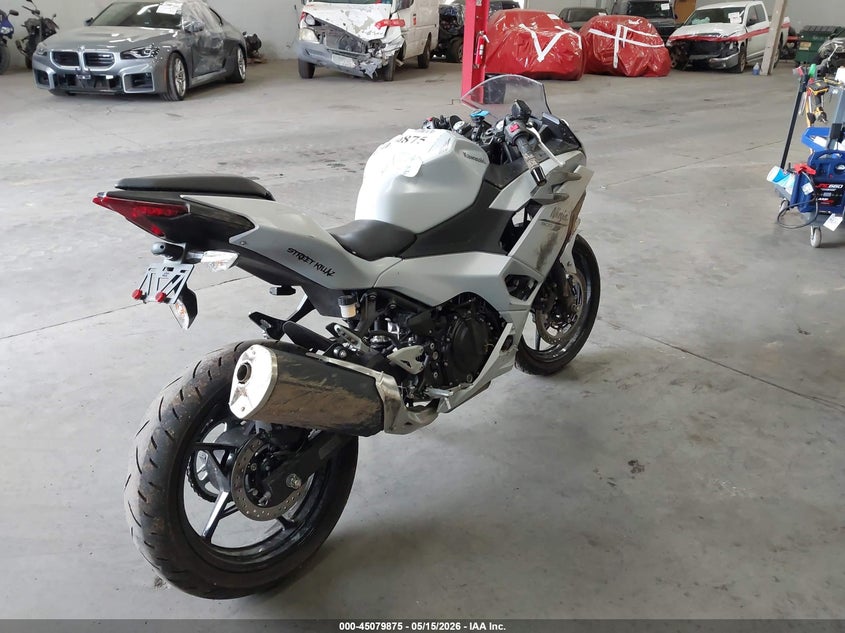 2025 KAWASAKI EX500 auction photo 4