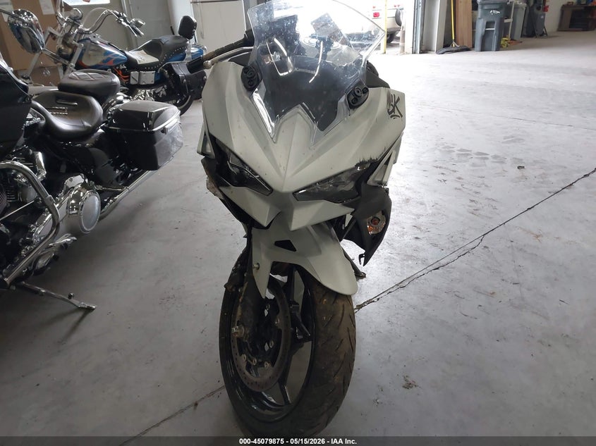 2025 KAWASAKI EX500 auction photo 5