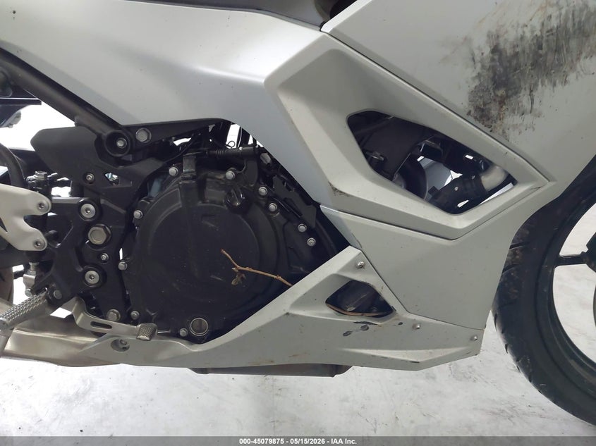 2025 KAWASAKI EX500 auction photo 8