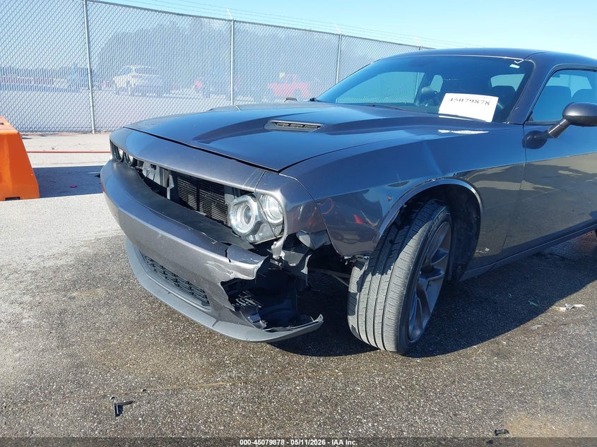 2016 DODGE CHALLENGER auction photo 6
