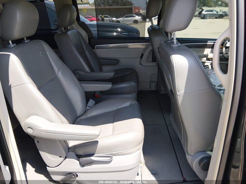 2010 Volkswagen Routan Se VIN: 2V4RW3D14AR236660 Lot: 45080152