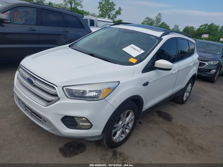 VIN 1FMCU0GD9JUB61771 2018 FORD ESCAPE SE