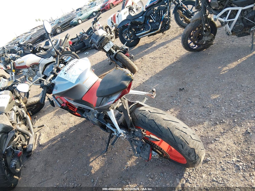 2021 Aprilia Tuono 660 VIN: ZD4KSUE01MS000560 Lot: 45080306
