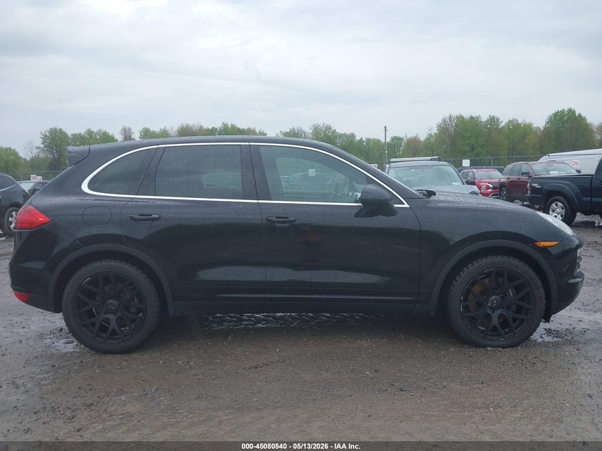 2014 Porsche Cayenne Platinum Edition VIN: WP1AA2A25ELA93597 Lot: 45080540