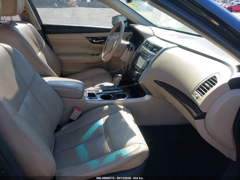 2015 NISSAN ALTIMA auction photo 5