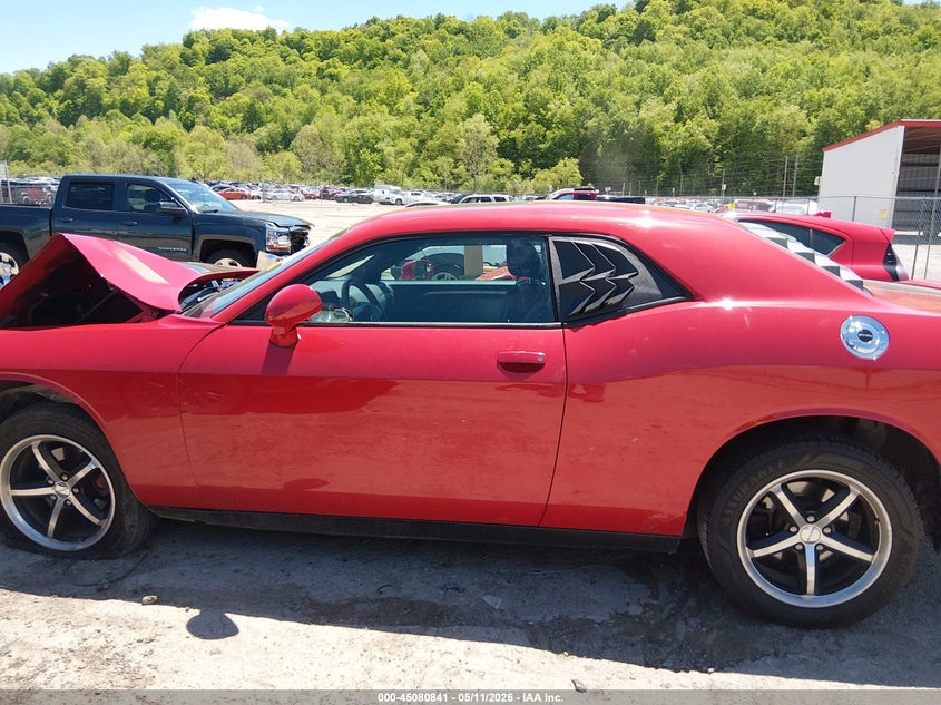 2011 Dodge Challenger 3.6 red Lot 111045080841 Vin 2B3CJ4DGXBH510753