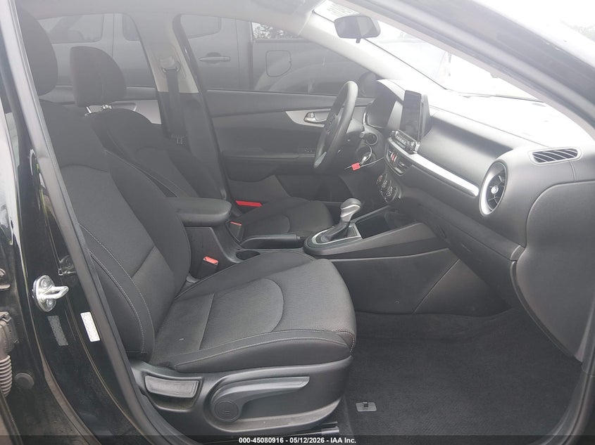 2023 KIA FORTE auction photo 5