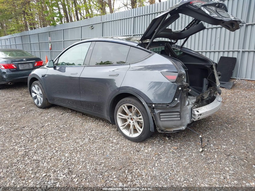 VIN: 7SAYGDED0PF933204 2023 TESLA MODEL Y RWD