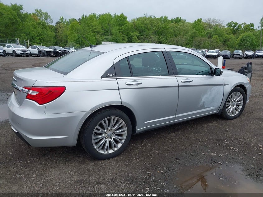 2012 Chrysler 200 3.6 Limited silver Lot 111045081234 Vin 1C3CCBCG9CN213131