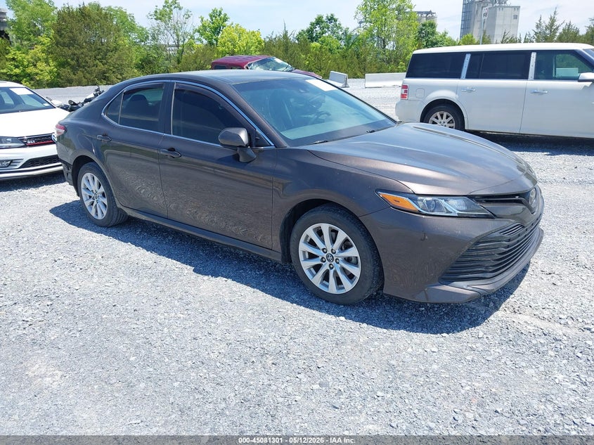 TOYOTA CAMRY LE 2018