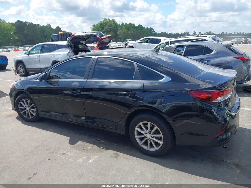 VIN 5NPE24AF6JH708641 2018 HYUNDAI SONATA SE