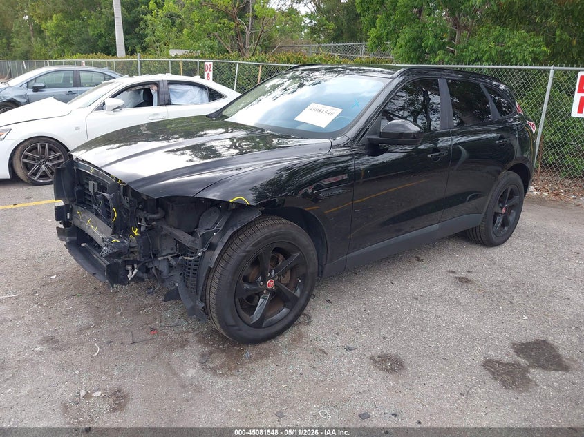 2019 Jaguar F-Pace 25t Premium SADCJ2FX0KA367928 photo 1