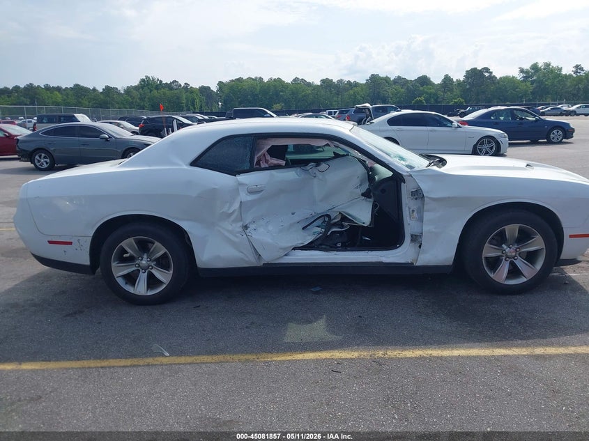 DODGE CHALLENGER - zdjecie 12