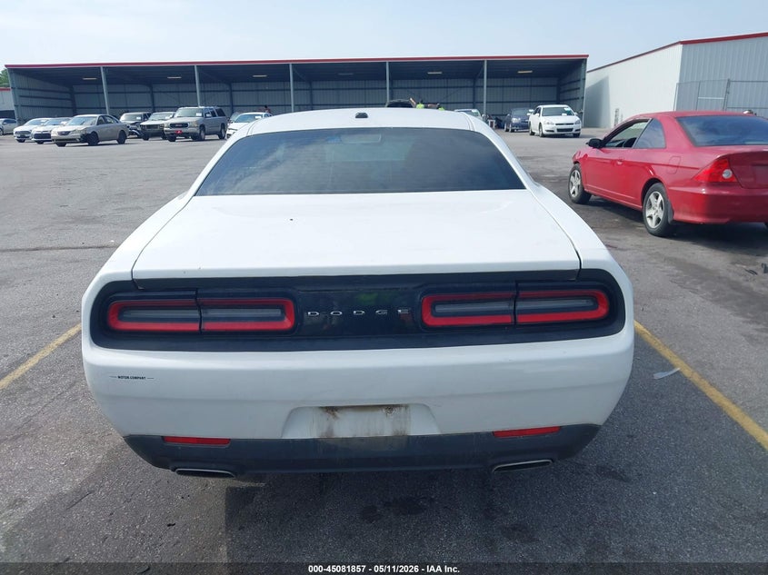 DODGE CHALLENGER - zdjecie 15