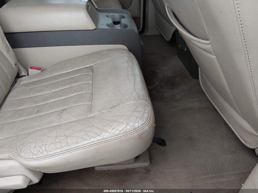 2004 Lincoln Navigator VIN: 5LMFU28R94LJ16050 Lot: 45081916