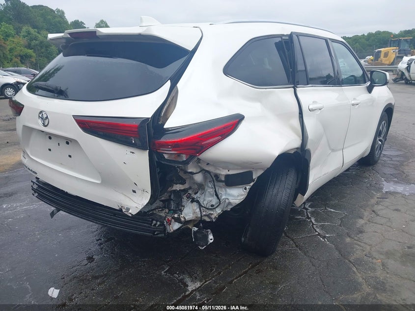TOYOTA HIGHLANDER - zdjęcie 17