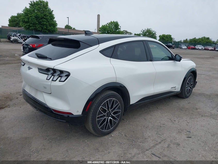 2024 FORD MUSTANG MACH-E auction photo 4