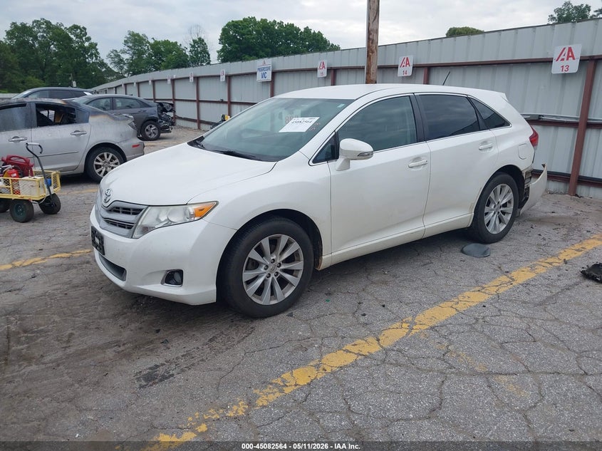2015 TOYOTA VENZA auction photo 2