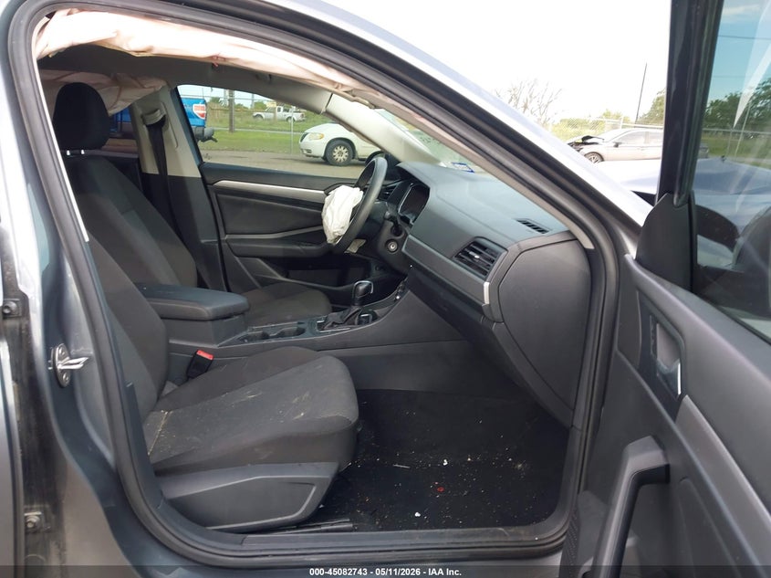 2019 VOLKSWAGEN JETTA auction photo 5