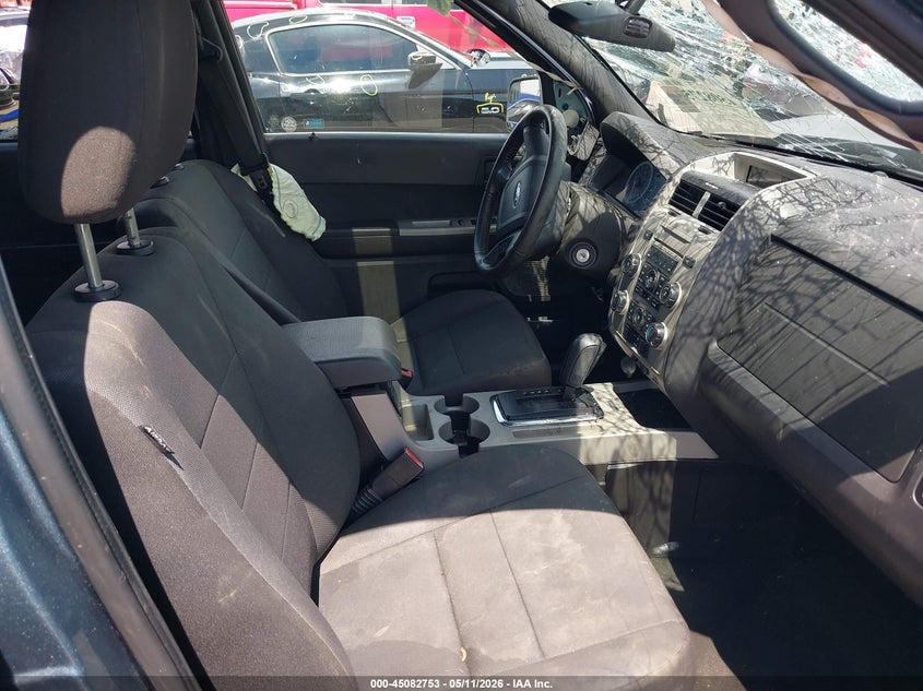 1FMCU0D76CKA21531 2012 Ford Escape 2.5 Xlt blue