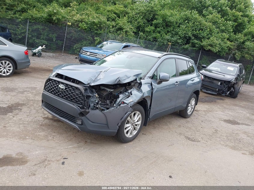 2022 Toyota Corolla Cross Le 7MUCAABG2NV006256 photo 1