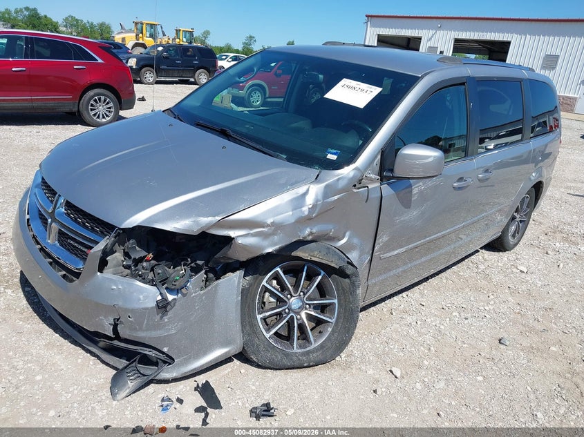 Vin: 2c4rdgcg9hr719567, lot: 45580500, dodge grand caravan sxt 20172