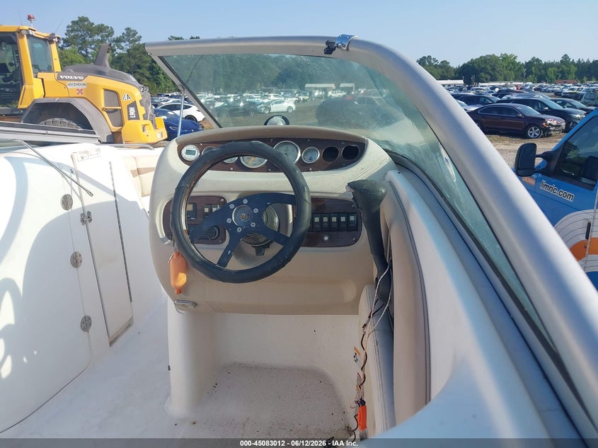 2007 CHAPARRAL 254SUN auction photo 7
