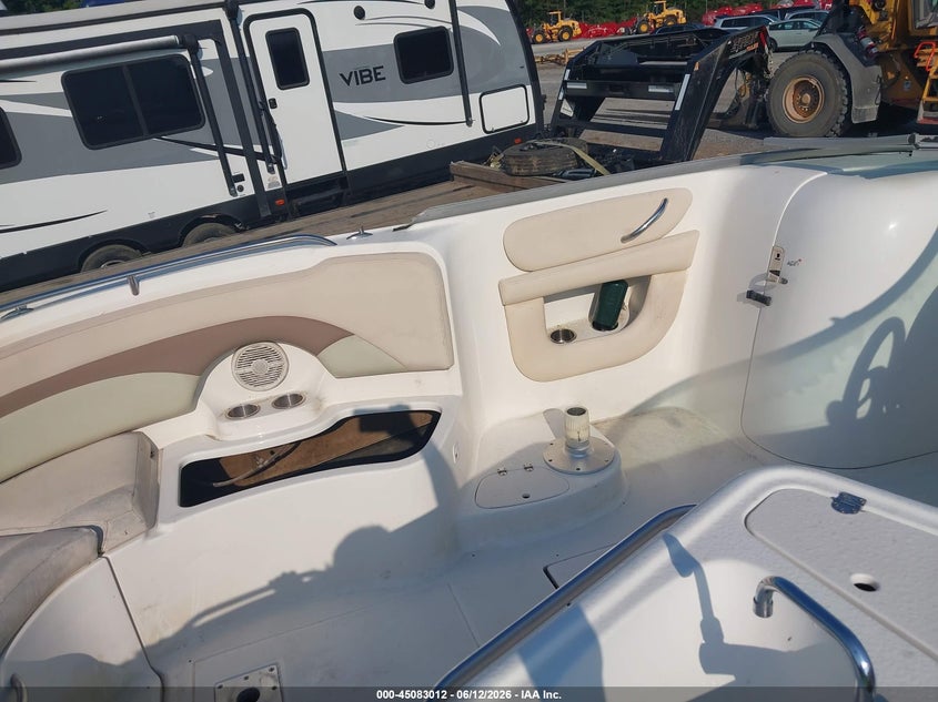 2007 CHAPARRAL 254SUN auction photo 8