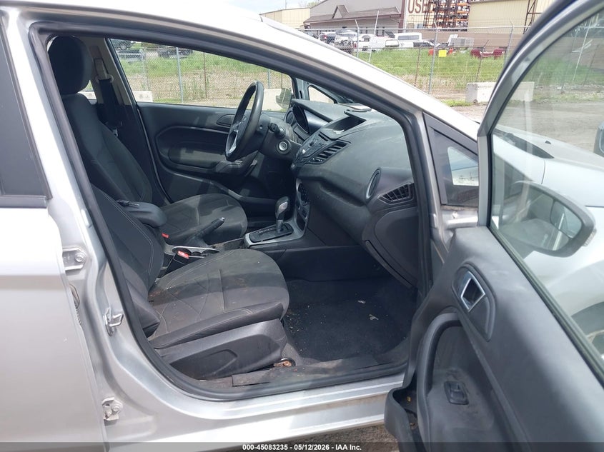 2015 FORD FIESTA auction photo 5