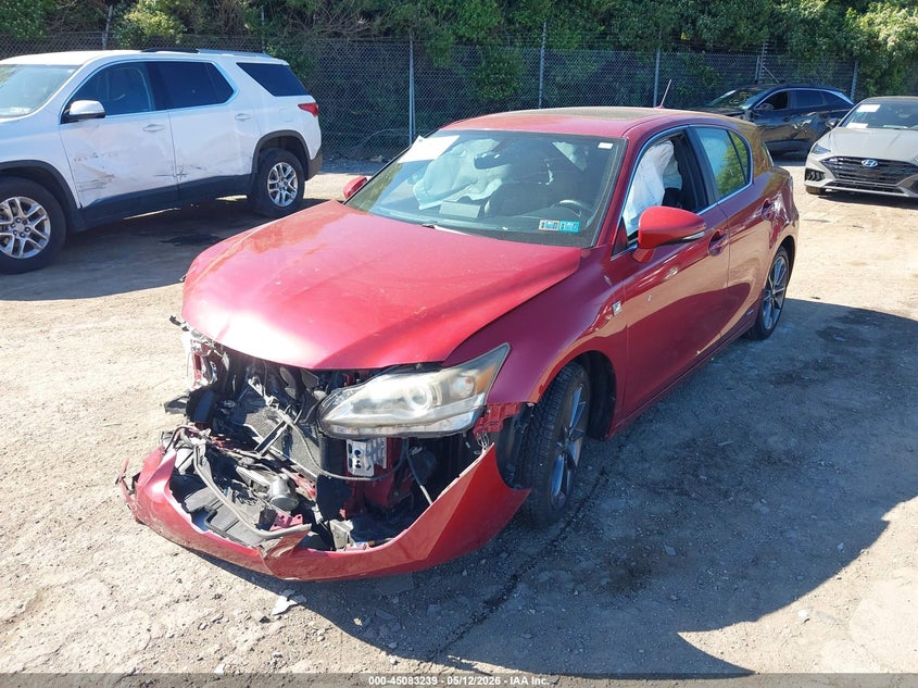 Vin: jthkd5bh2d2164551, lot: 45580802, lexus ct 200h 20132