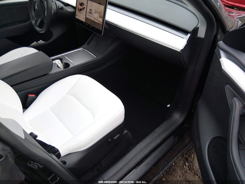 2025 TESLA MODEL Y auction photo 5