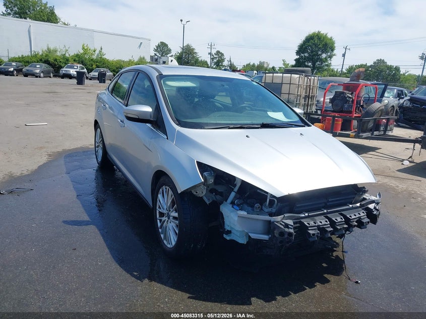 Vin: 1fadp3j29hl238086, lot: 45580878, ford focus titanium 2017 img_1